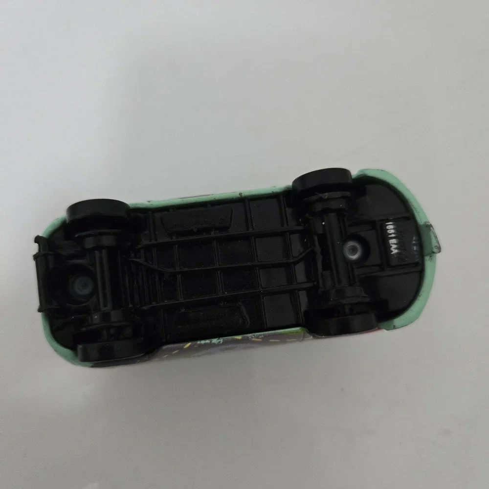 Disney Pixar Cars Lightning McQueen & Fillmore Diecast Toy Cars Lot of 2 Mattel